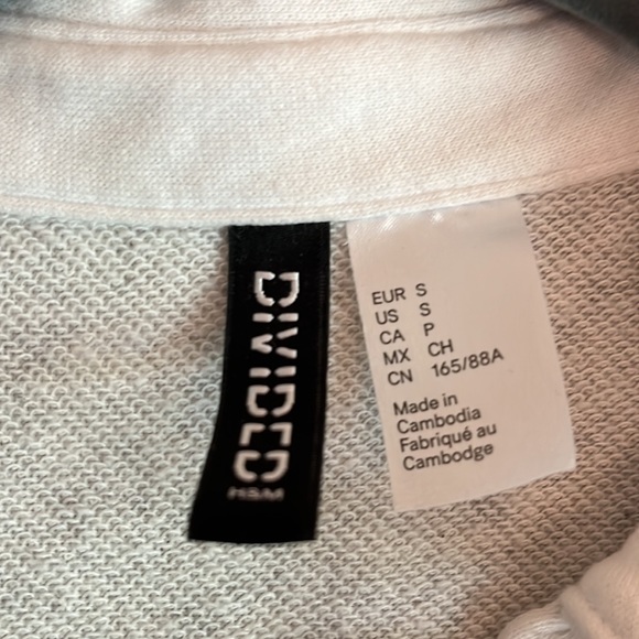 H&M grey collared shirt - Picture 3 of 5